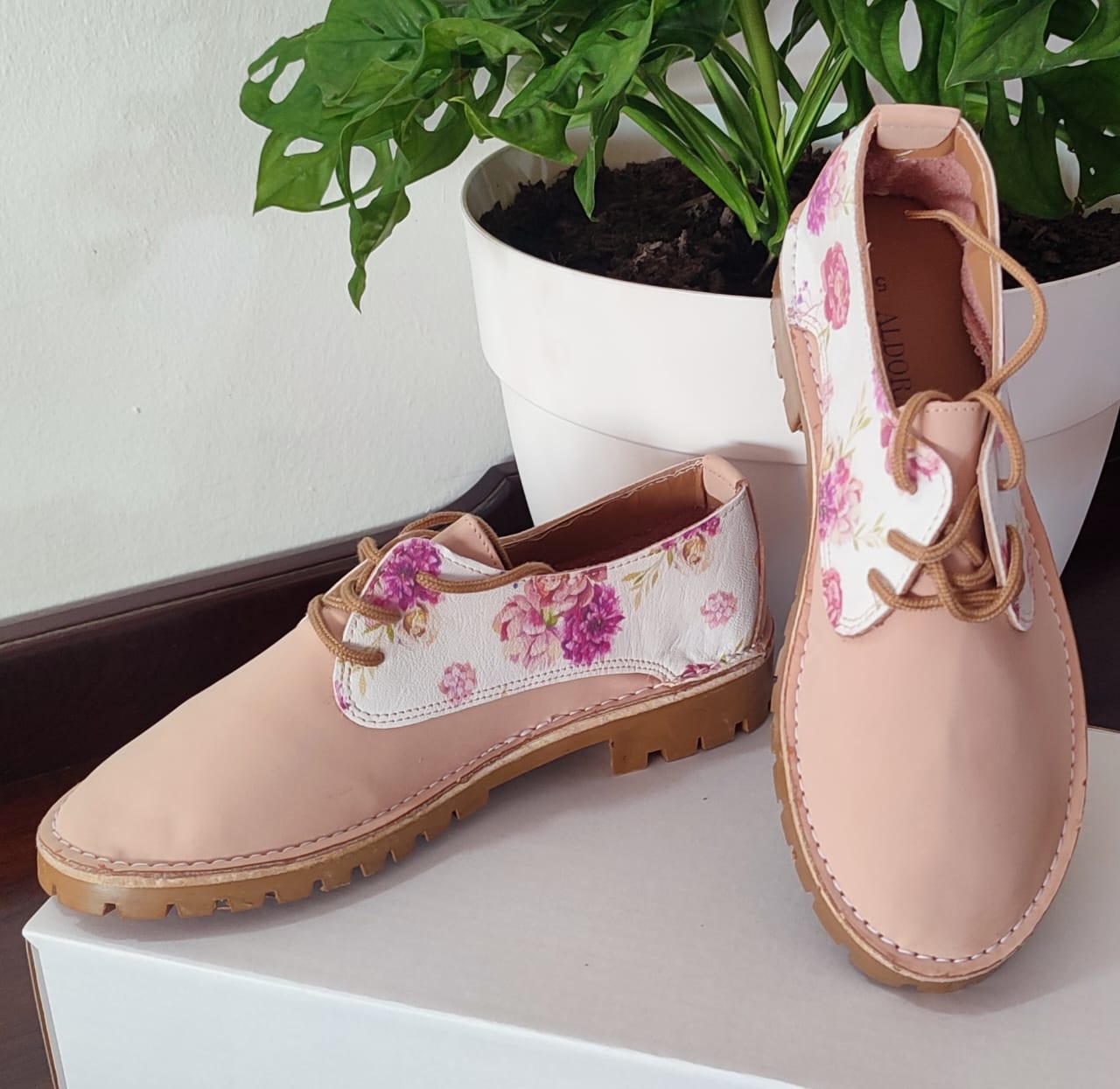 Soft Pink Floral Vellies